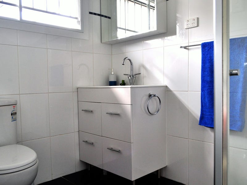 Prime location. Space. Privacy. Home 11