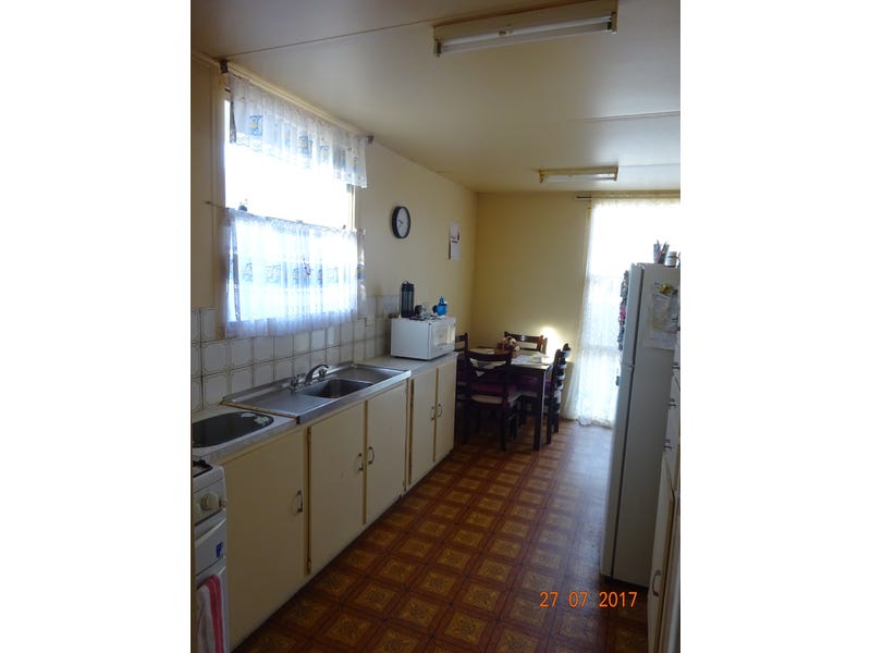 REDUCED PRICE…..FIRST HOME BUYER OR 7