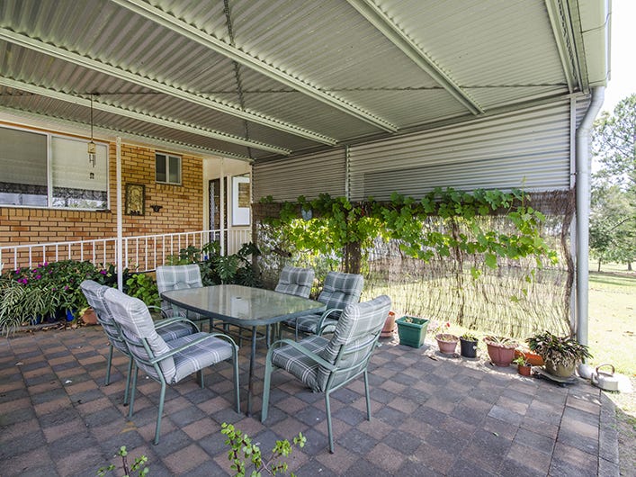 Brick & Tile Home on 16