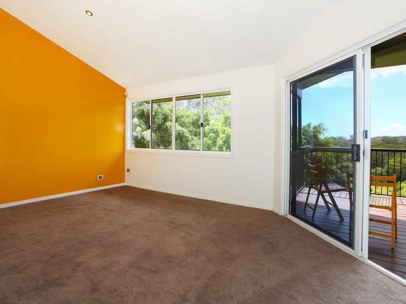 Large modern Gold Coast hinterland 8