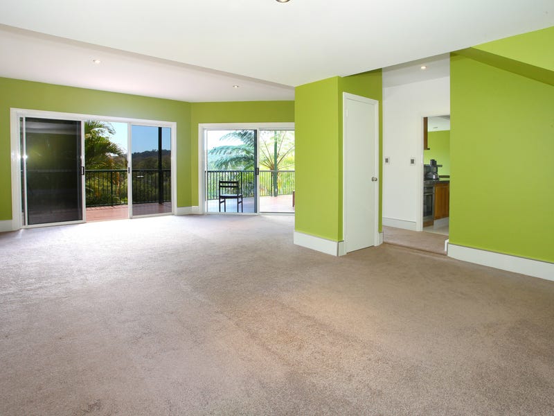 Large modern Gold Coast hinterland 12
