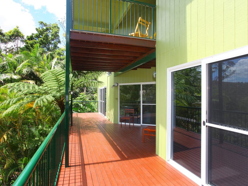 Large modern Gold Coast hinterland 13