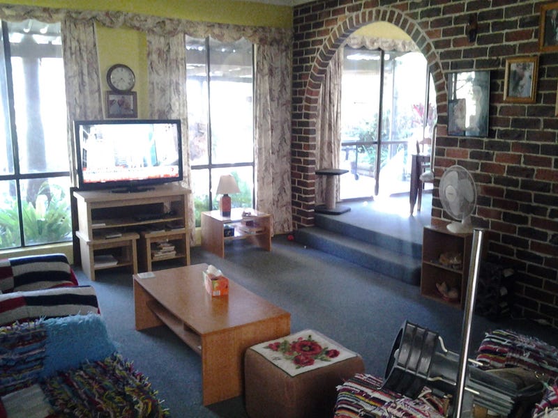 Nice 3 Bedroom Home 3