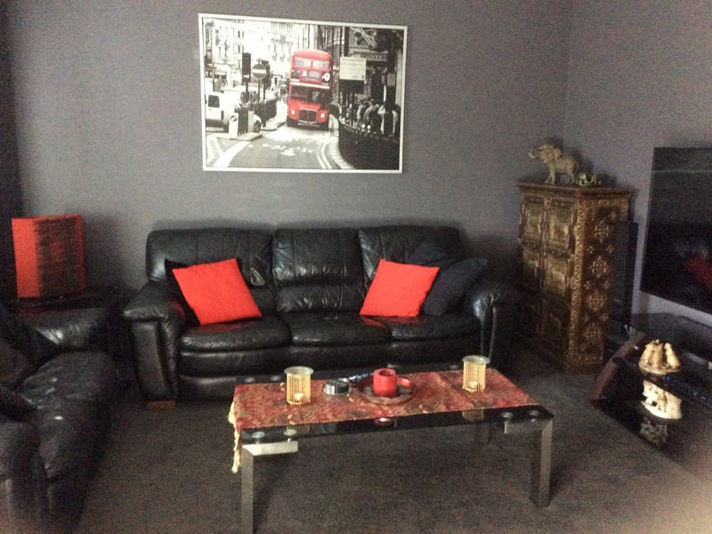 Simply stunning stylish and spacious! 4