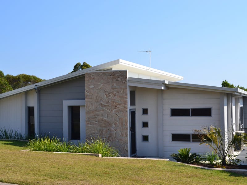 *UNDER CONTRACT* Magnificent home in sought after location