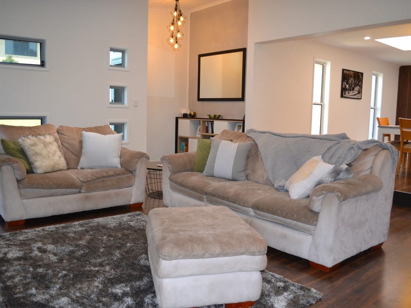 *UNDER CONTRACT* Magnificent home in 4