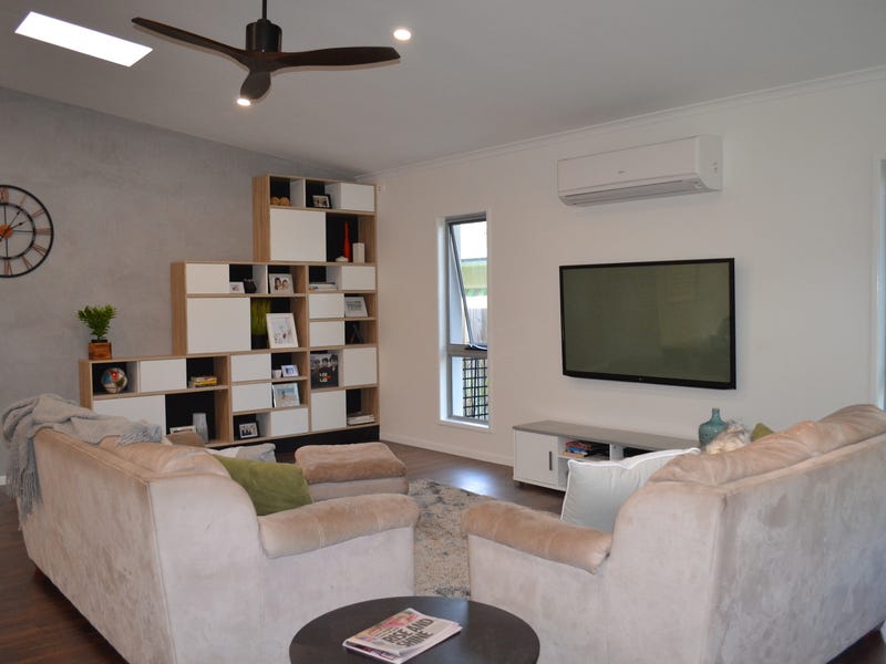 *UNDER CONTRACT* Magnificent home in 7
