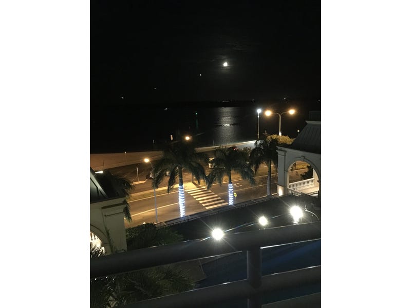Living the Holiday Dream 10