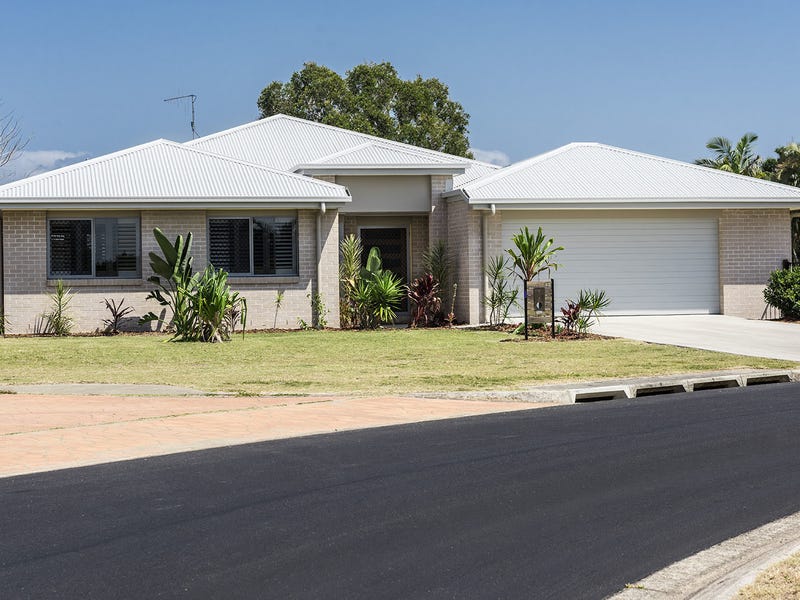 Large family home in quiet 16