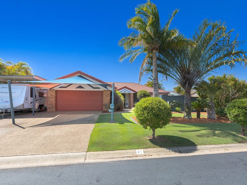 IMMACULATE HOME – CUL DE SAC LOCATION – FULL SIZE COVERED CARAVAN AREA