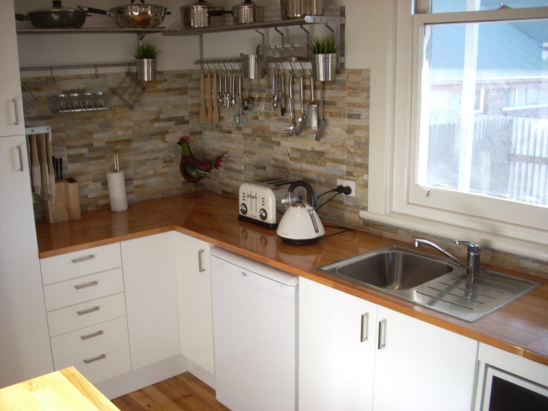 Refreshed Character Cottage 10