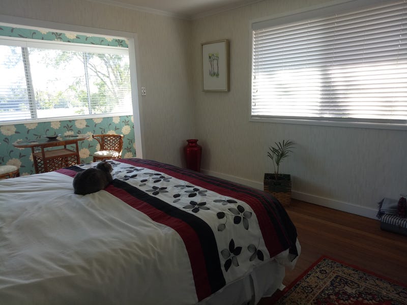 HOME AND INCOME 11