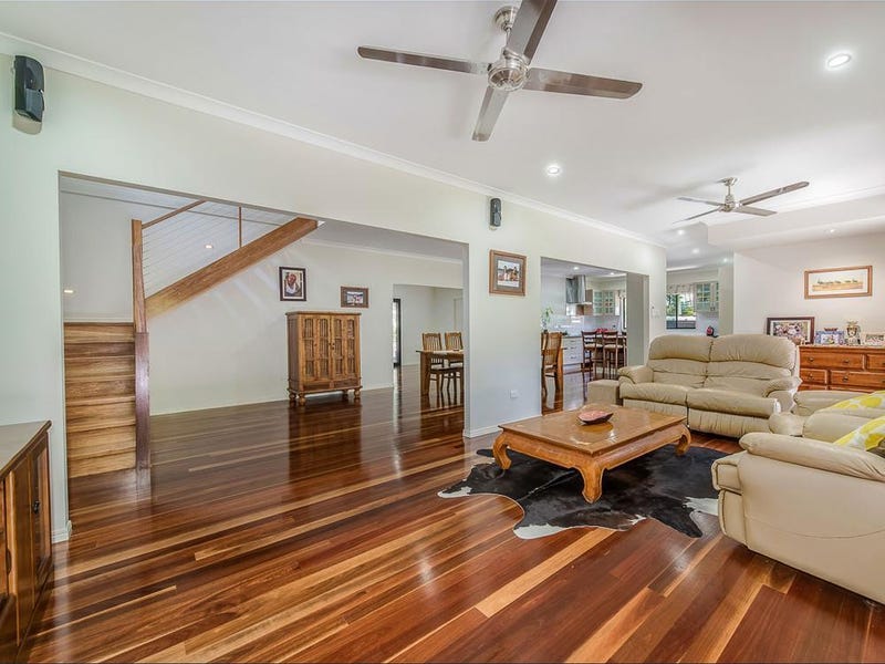 Large, Spacious, Family Home on 3