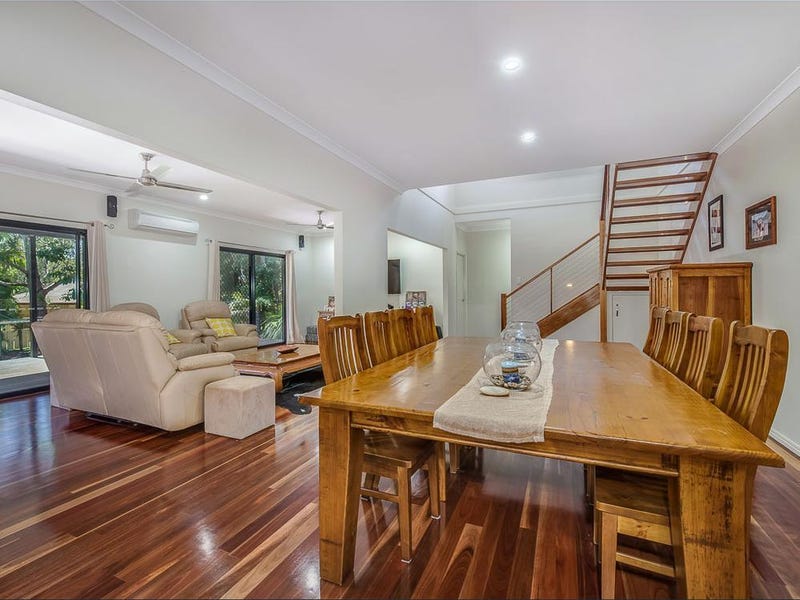 Large, Spacious, Family Home on 5