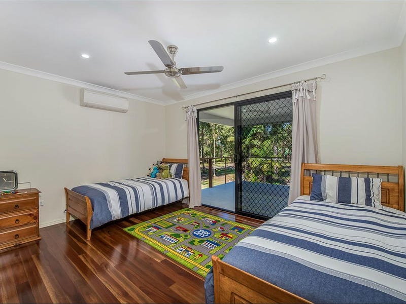 Large, Spacious, Family Home on 11