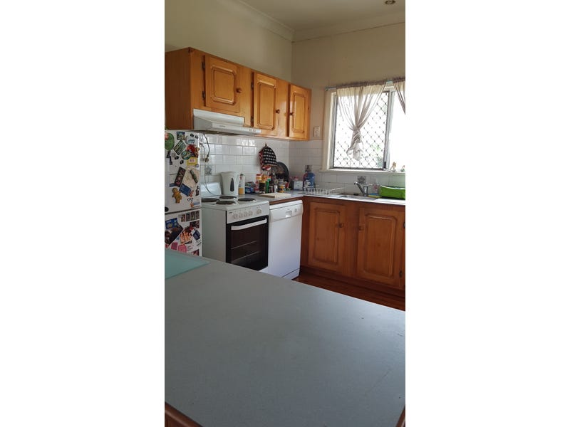 Cute House!  Great Location! 6