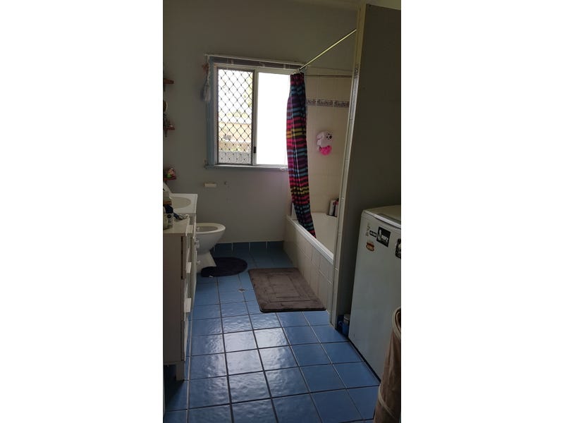 Cute House!  Great Location! 7