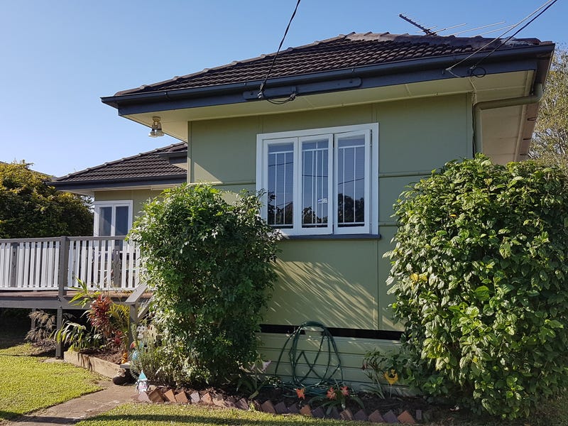Cute House!  Great Location! 10