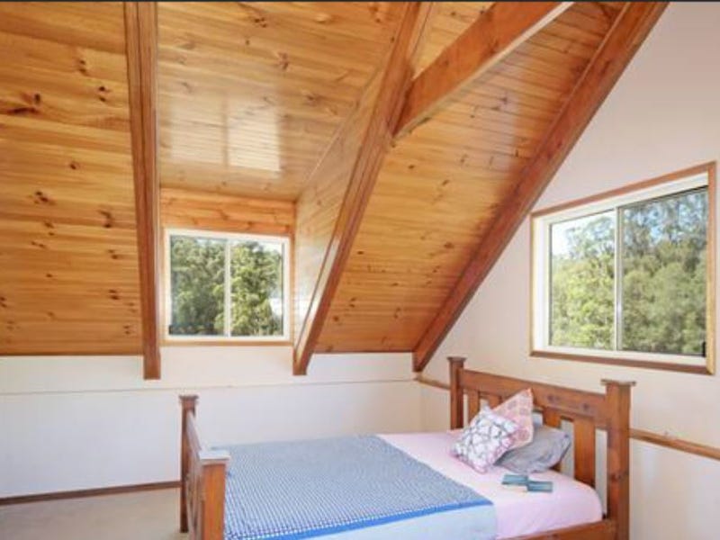Beautiful rural acreage 9