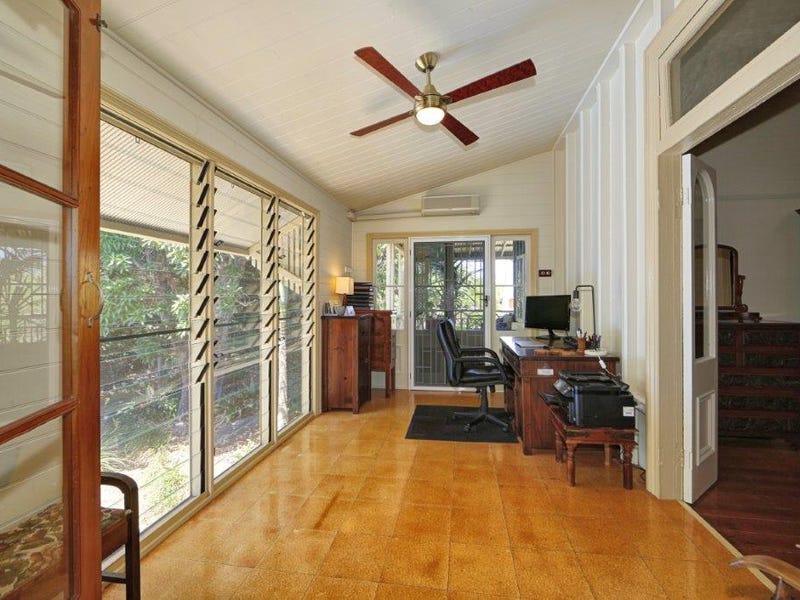 Beautiful Home – Great Location 13