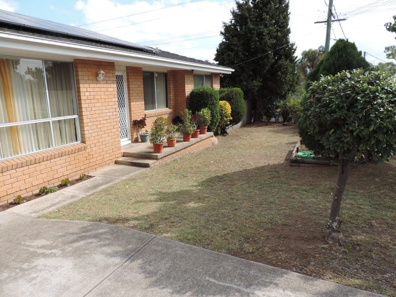 Comfortable family home or great 3