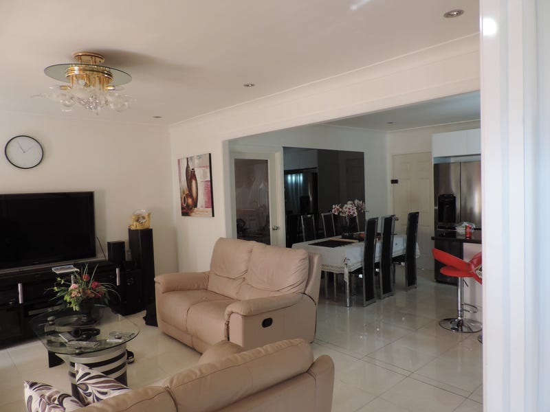 Comfortable family home or great 5