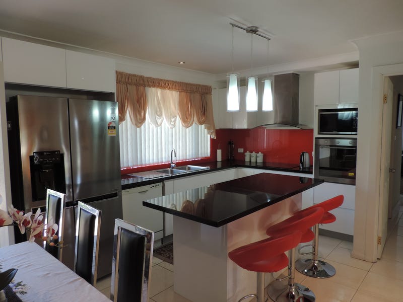 Comfortable family home or great 8