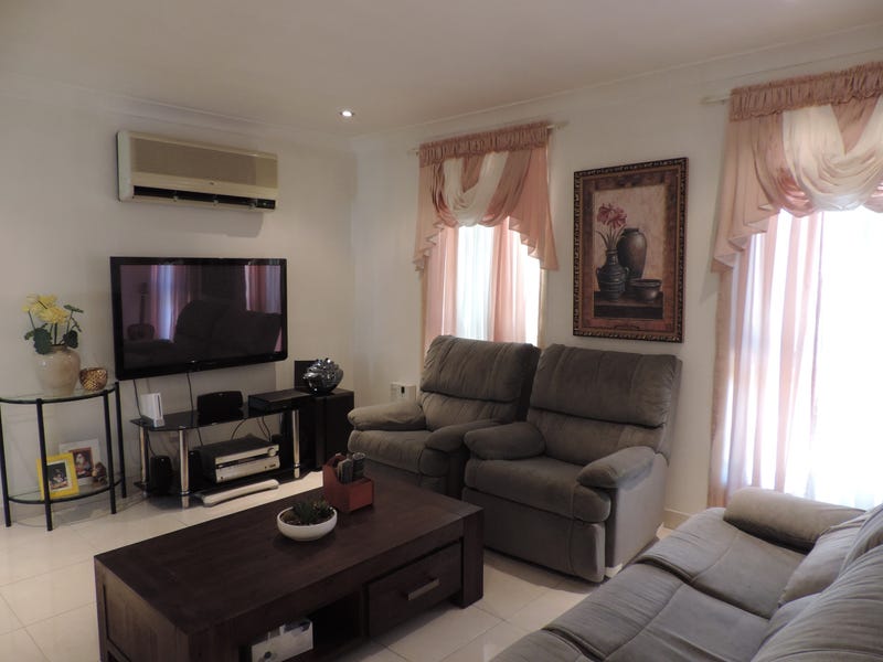 Comfortable family home or great 10