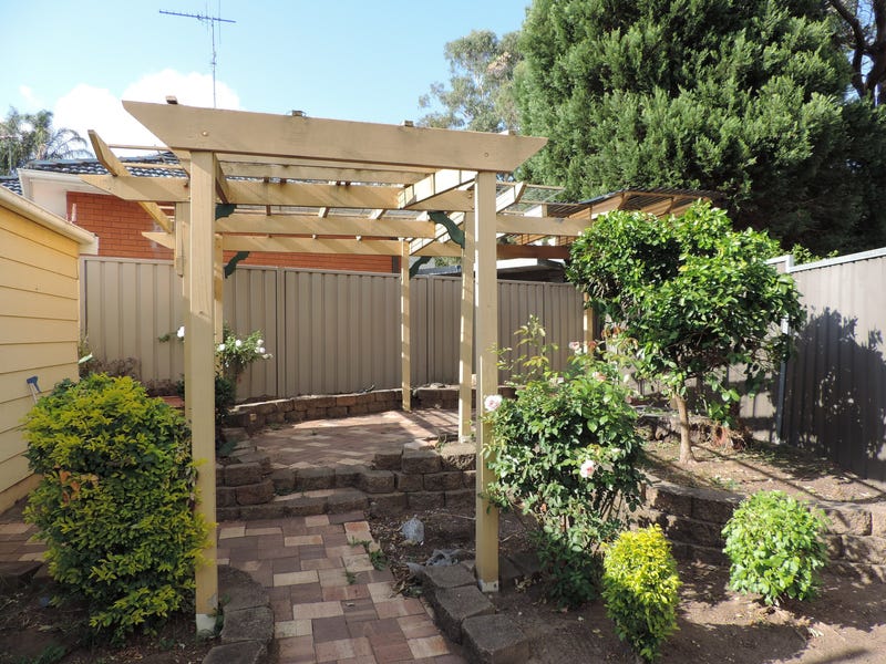 Comfortable family home or great 19