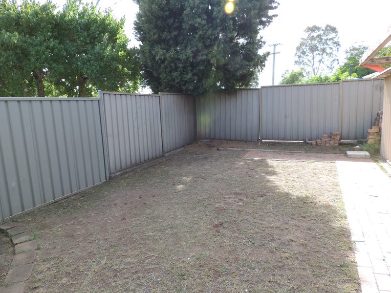 Comfortable family home or great 20