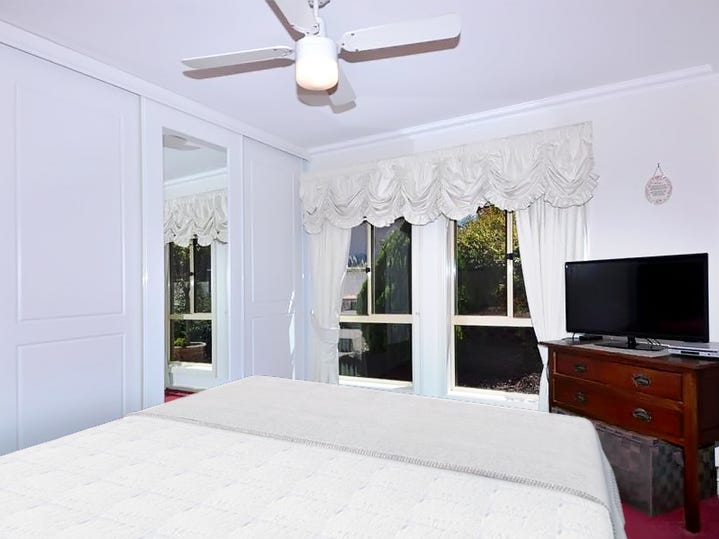 UNDER CONTRACT!! 10