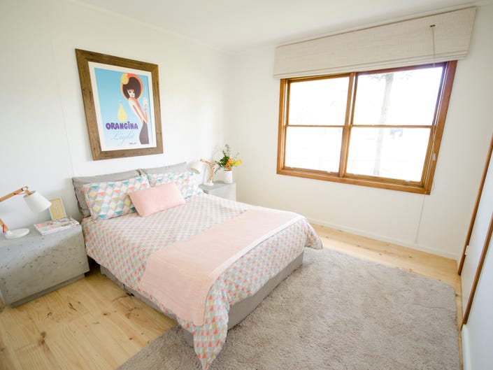 UNDER OFFER 8
