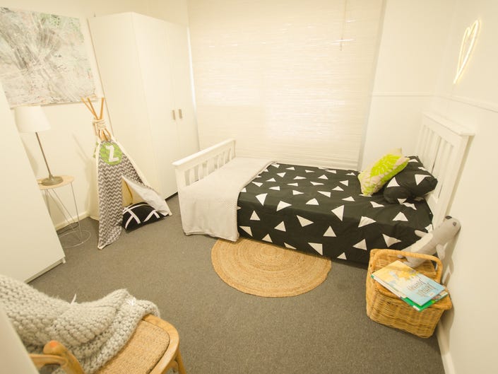 UNDER OFFER 10