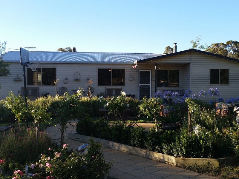 House, Acreage, Sheds, Motorbike track, Plenty of room!