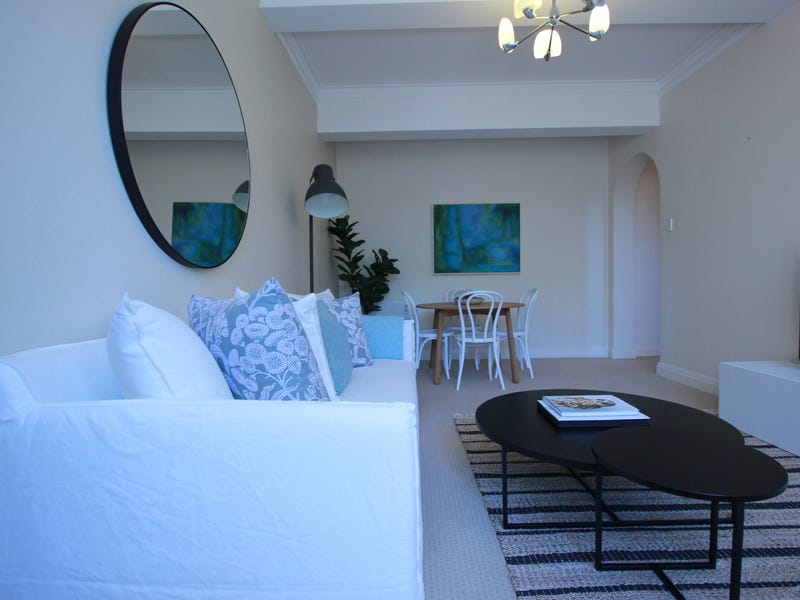 Bright and spacious 2 bedroom apartment