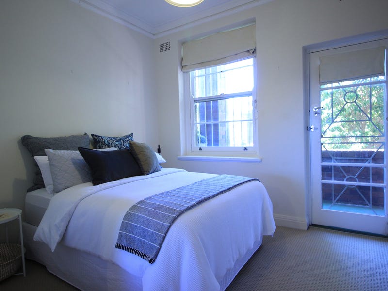 Bright and spacious 2 bedroom 3