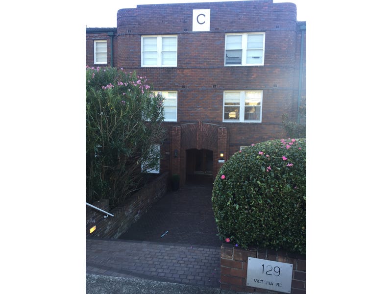 Bright and spacious 2 bedroom 5