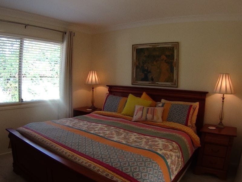Stunning 3 bedroom townhouse in 5