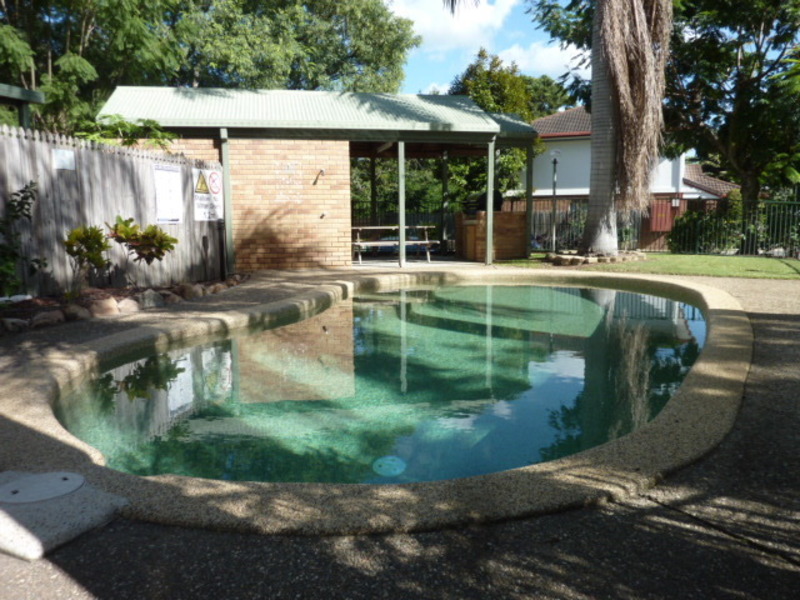 Stunning 3 bedroom townhouse in 12