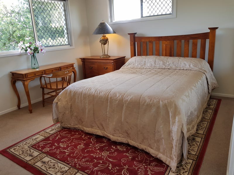 BEAUTIFULLY PRESENTED 3 BEDROOM TOWNHOUSE 13