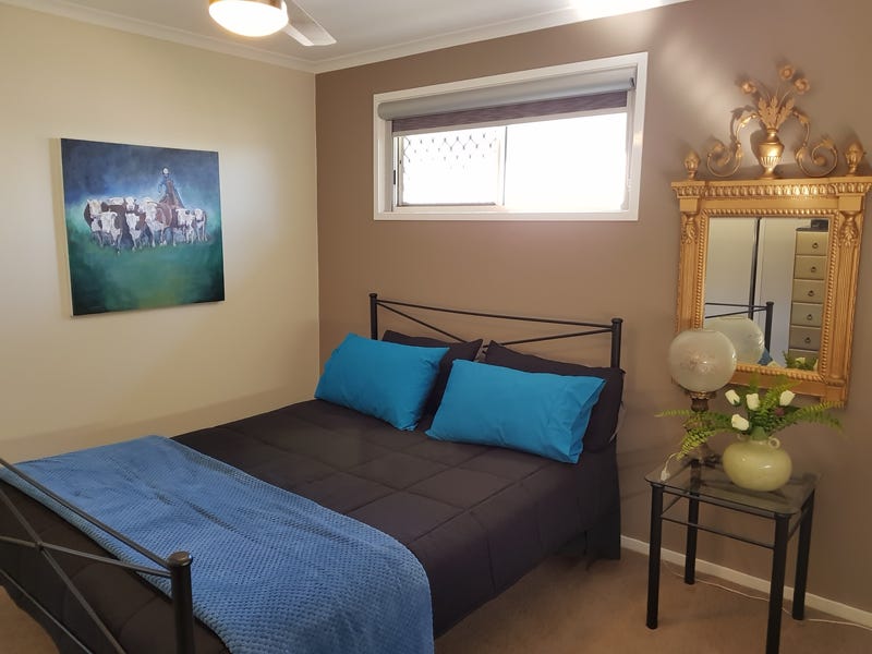 BEAUTIFULLY PRESENTED 3 BEDROOM TOWNHOUSE 16