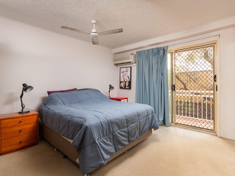 2 Bedroom Beachside Unit Will 5