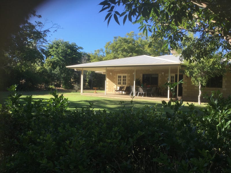 Peace ,tranquility,privacy,beautiful 3 bedroom sandstone 3