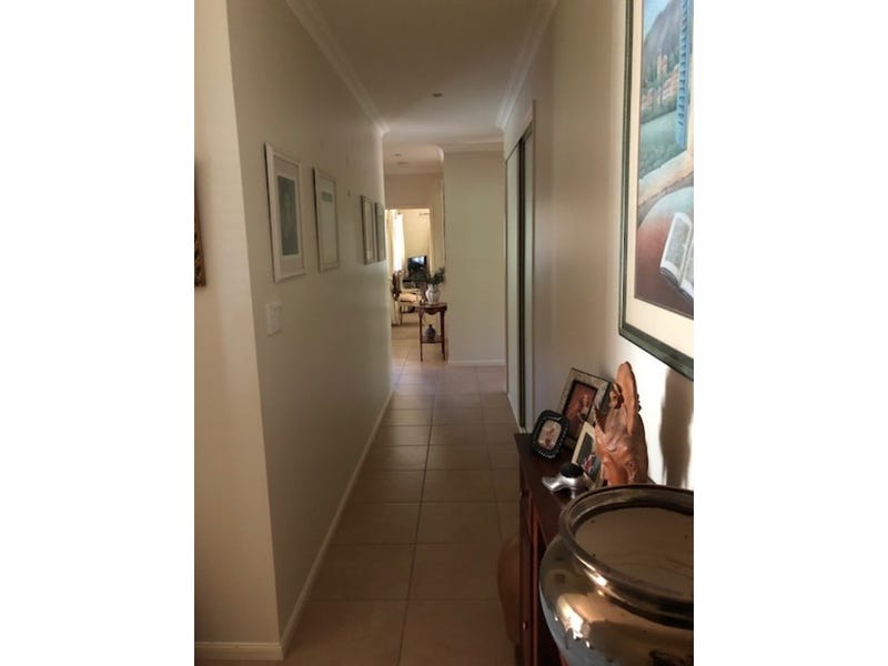 Peace ,tranquility,privacy,beautiful 3 bedroom sandstone 18