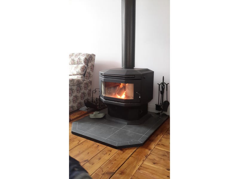 PRICED REDUCED TO SELL 4