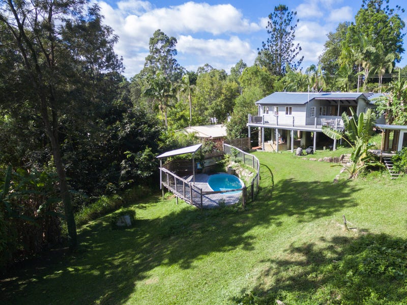 Charming Cottage on Almost Half 11