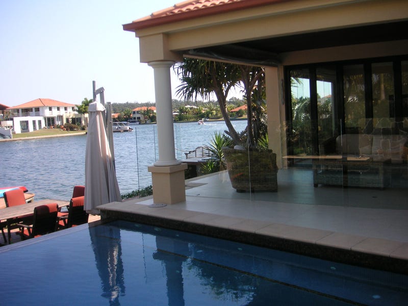 Luxury living on one level 6