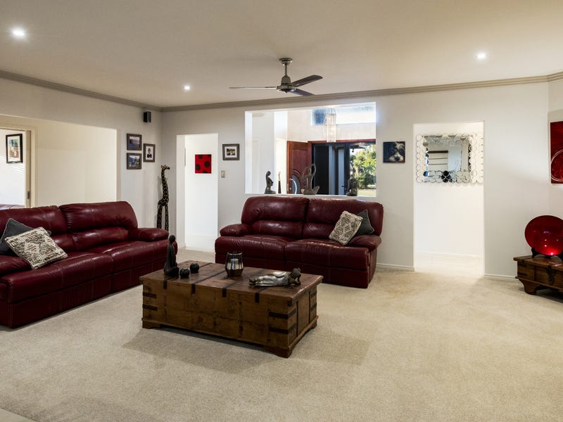 YOUR OWN PRIVATE TROPICAL RESORT 12
