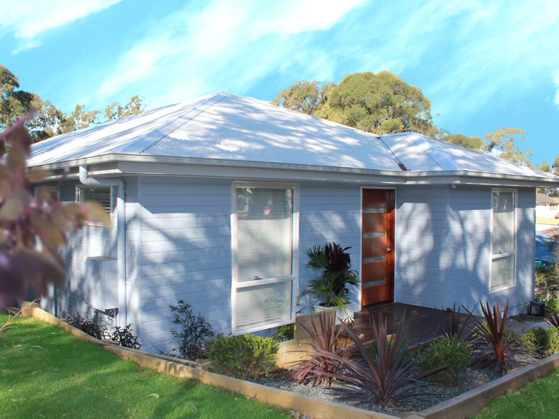 Stylishly presented light- filled home 5