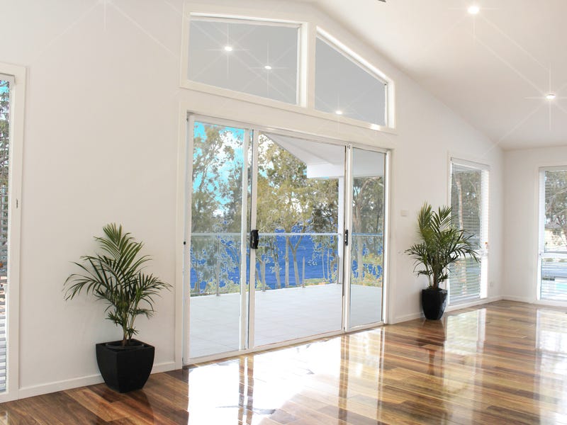 Stylishly presented light- filled home 10